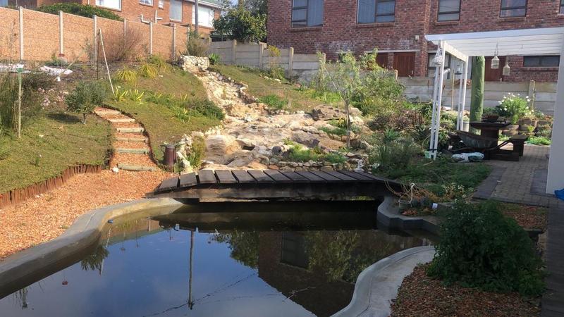 3 Bedroom Property for Sale in Stilbaai Wes Western Cape
